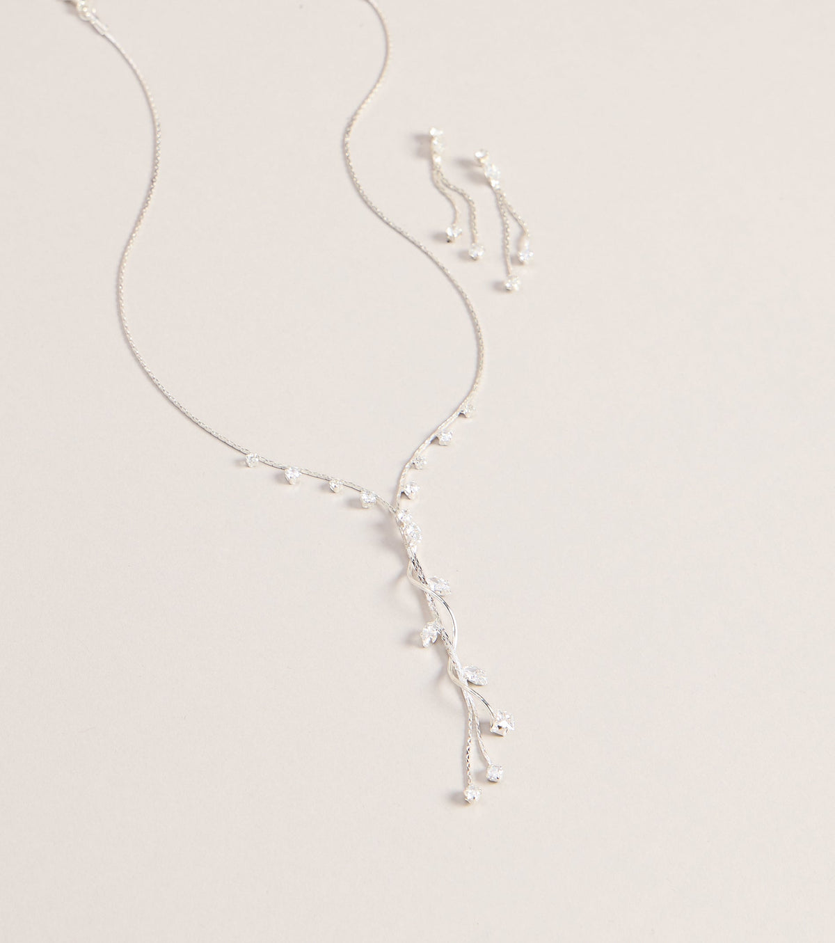 Last Touch Necklace And Earrings Set