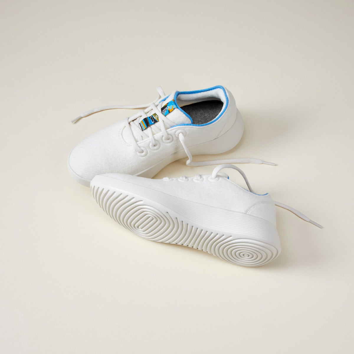 Men's Wool Runner Go in Natural White/NZ Blue with Natural White Sole