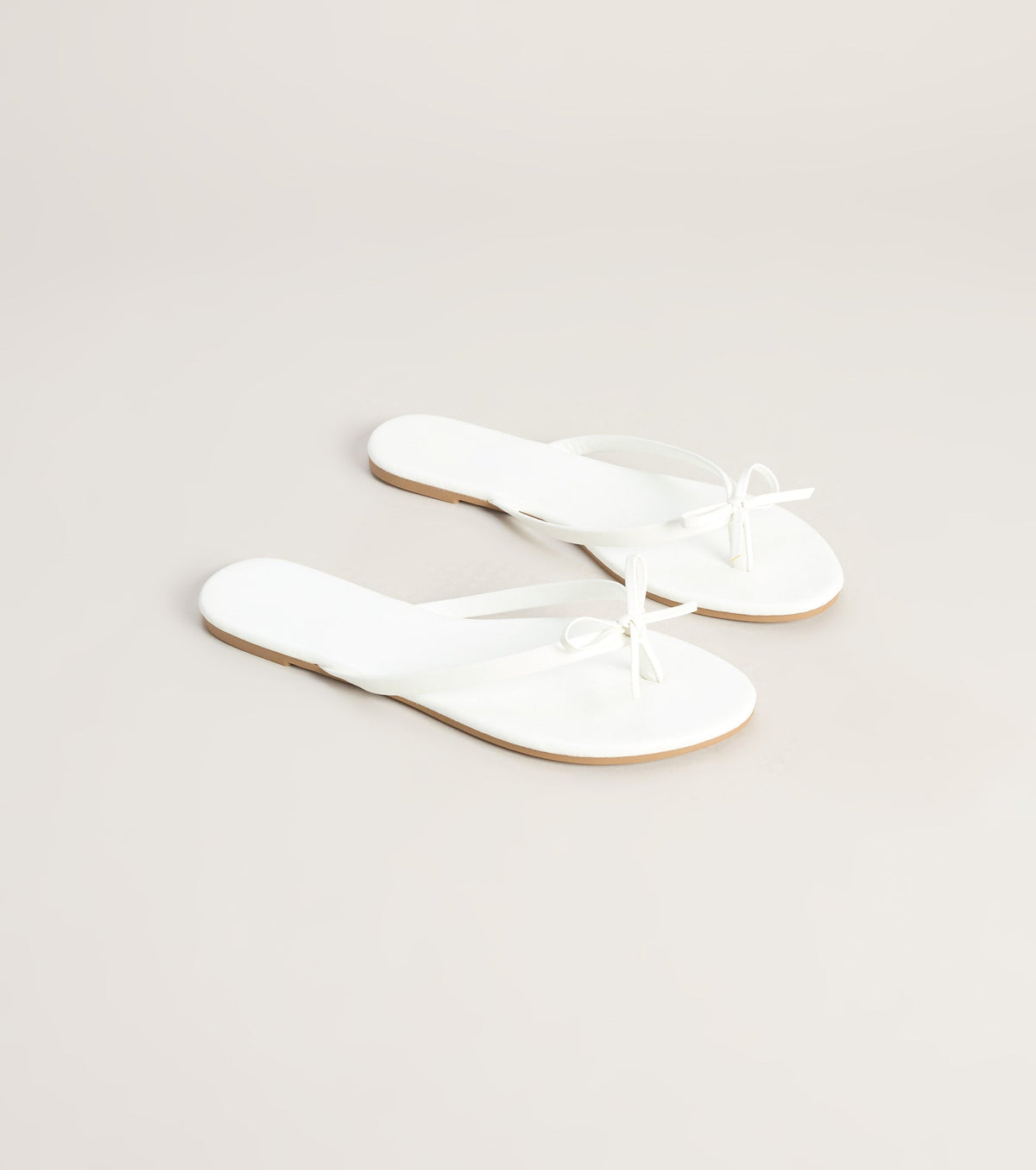 Weekend Away Bow Thong Sandals